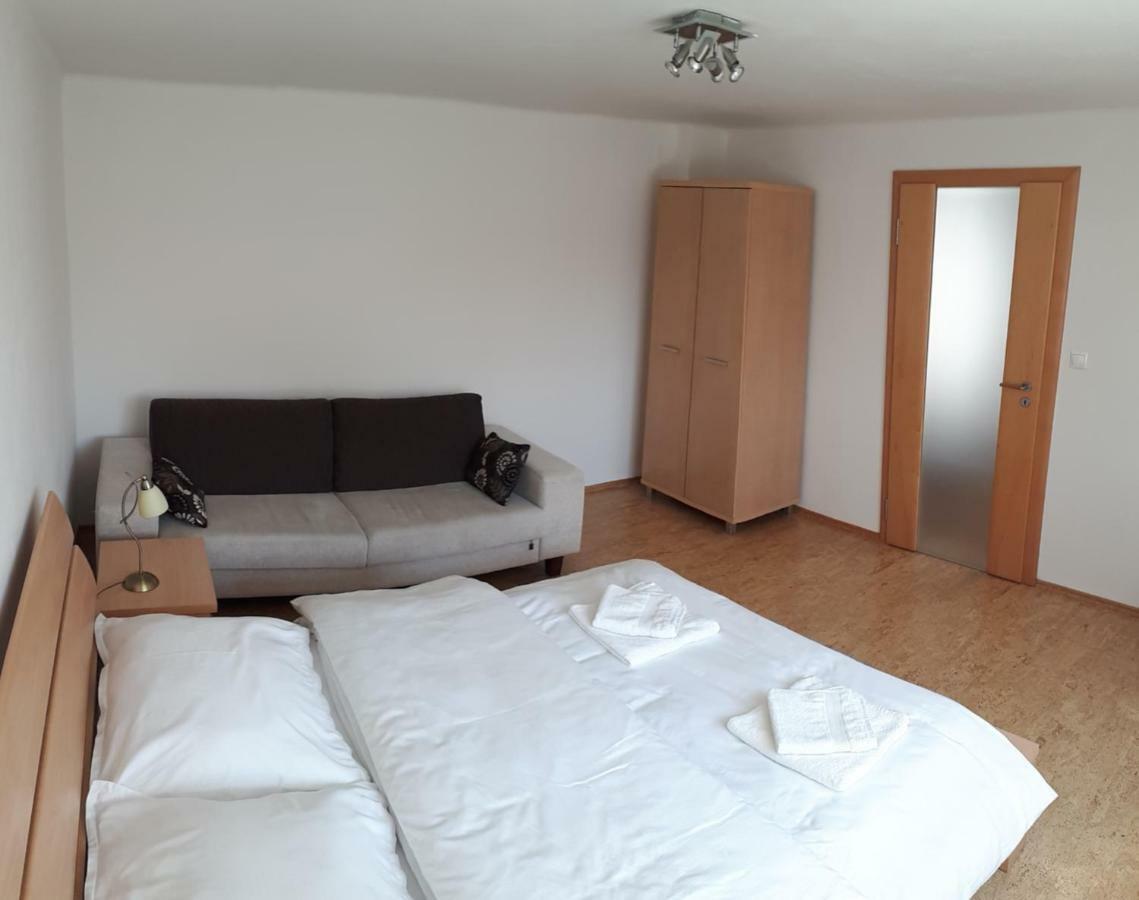 Brezno - 2 Izbovy Apartman Exterior photo